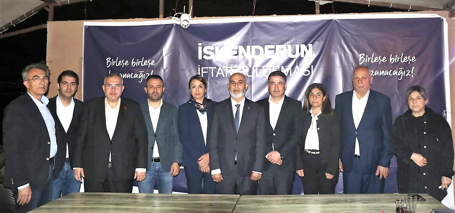 NECMETTİN ÇALIŞKAN'DAN İSKENDERUN'DA GAZETECİLERE İFTAR