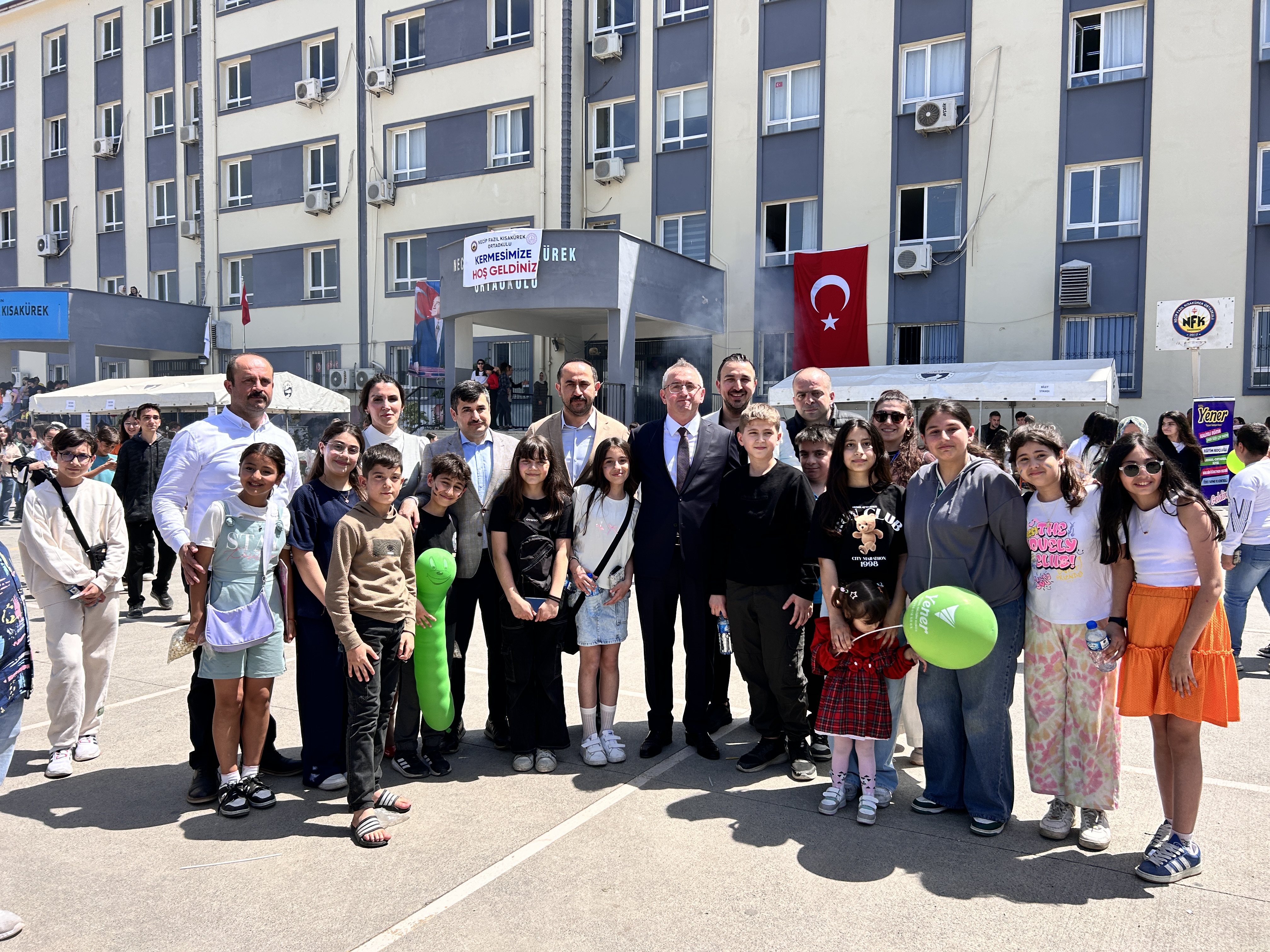 NECİP FAZIL KISAKÜREK ORTAOKULU’NA BAHAR GELDİ