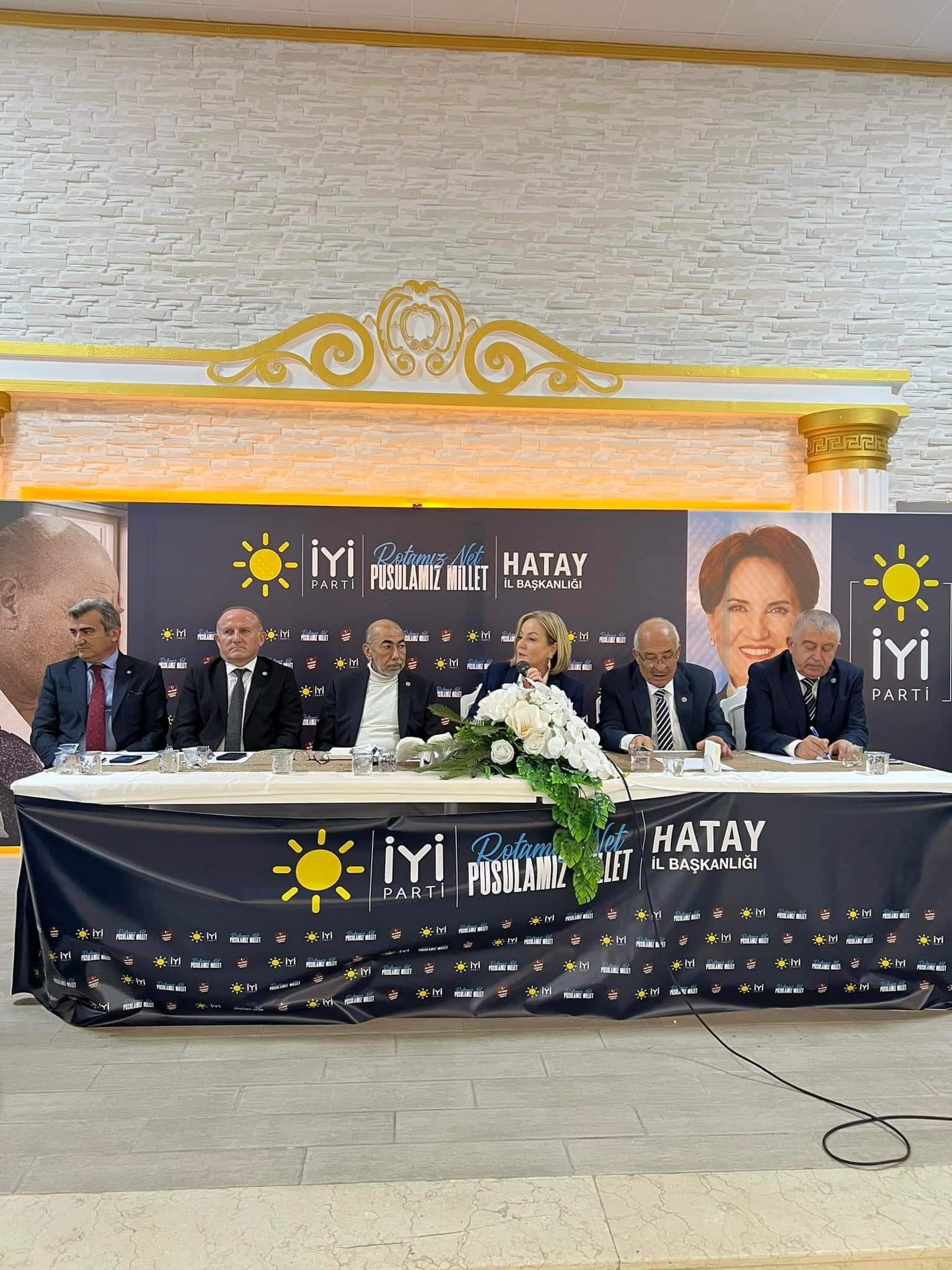 İYİ PARTİ HATAY'DA GENİŞLETİLMİŞ İL TOPLANTISINI GERÇEKLEŞTİRDİ