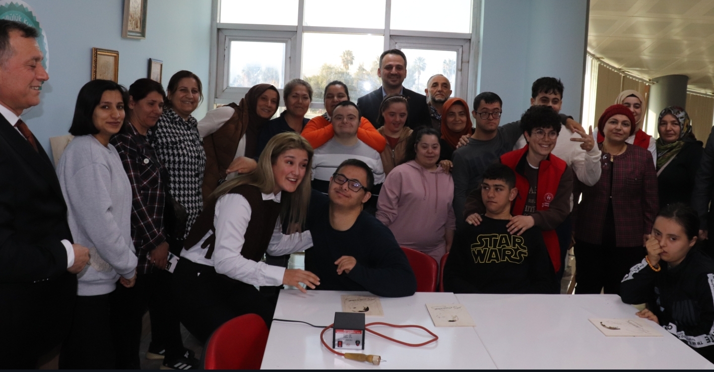 Depremin Yıl Dönümünde Gençlik ve Spor Bakanlığı İskenderun Gençlik Merkezi’nde!